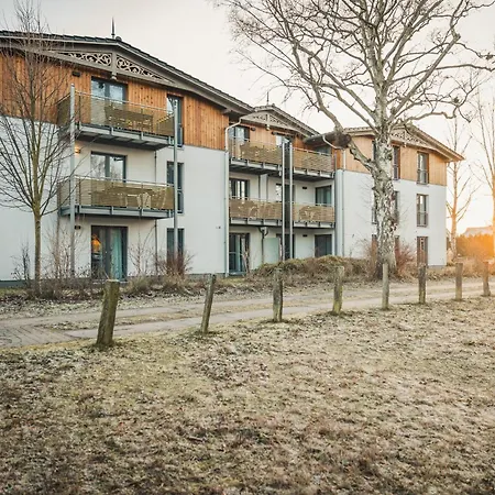 Appartement Am Park 17 Prerow